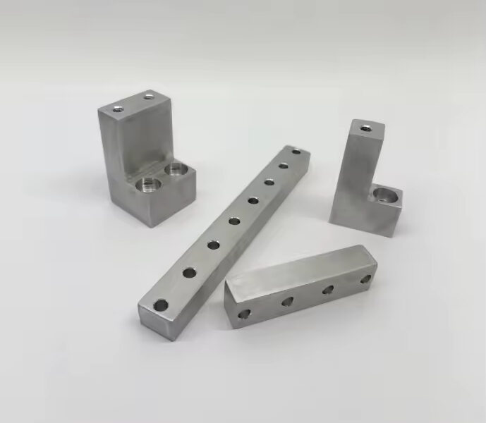 Extruded Aluminum Busbar Automotive product image