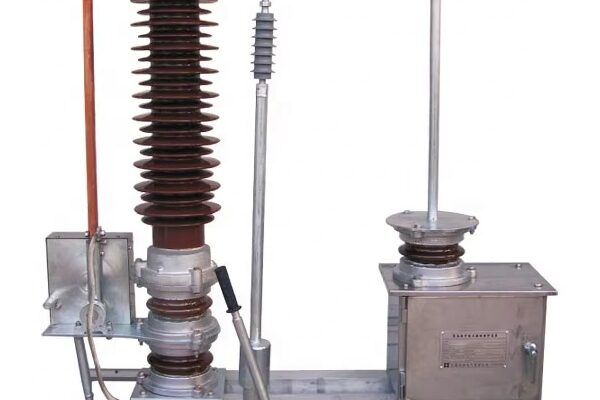 Neutral Point grounding clamp product image