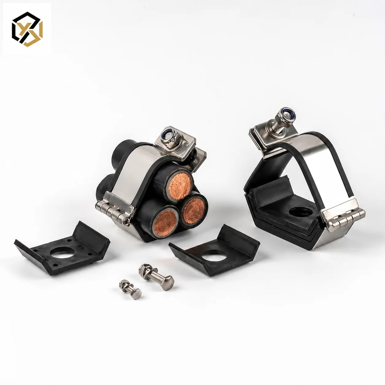 IEC 61914 single and trefoil cable cleats for MV power cable installations